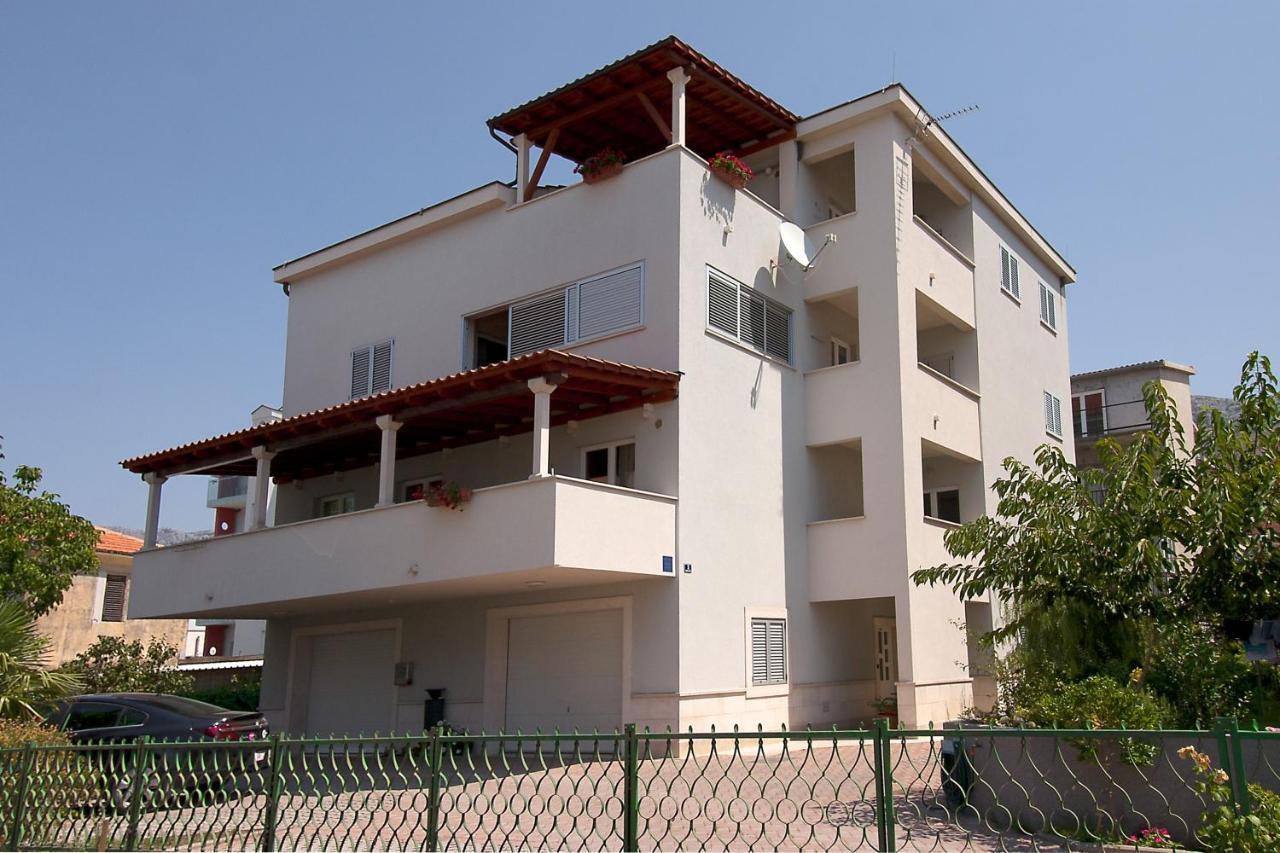 Luxury Apartments Elizabeth Podstrana Exterior foto