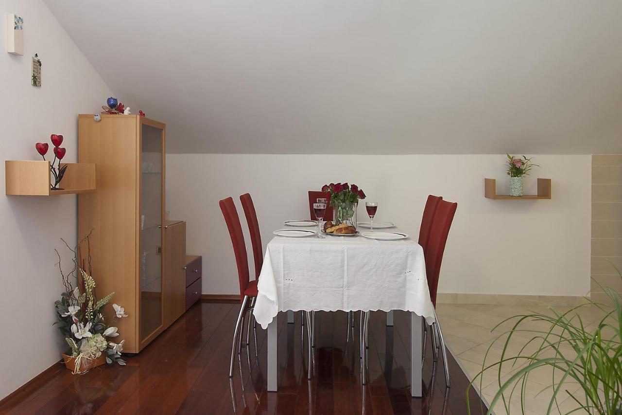 Luxury Apartments Elizabeth Podstrana Exterior foto